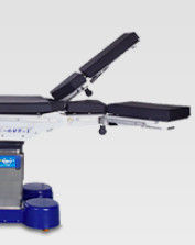 طاولة العمليات الجراحية Purple Horn ، سرير مسرح العمليات المعدنية على شكل حرف T.